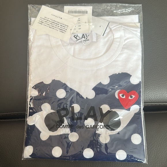 Brand New Comme des Garcons Play T-shirt, Small Size - Picture 5 of 5